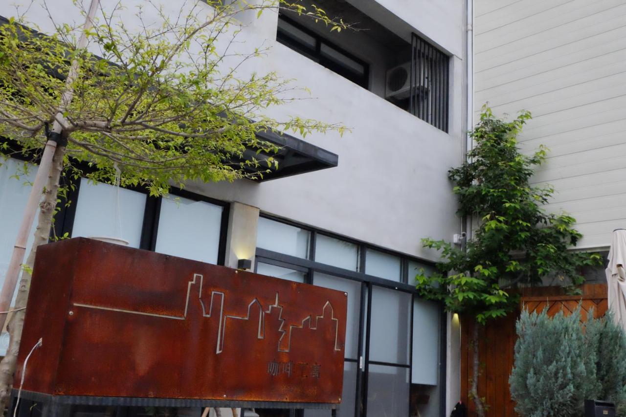 Coffeeloft Bed & Breakfast Taitung Exterior photo